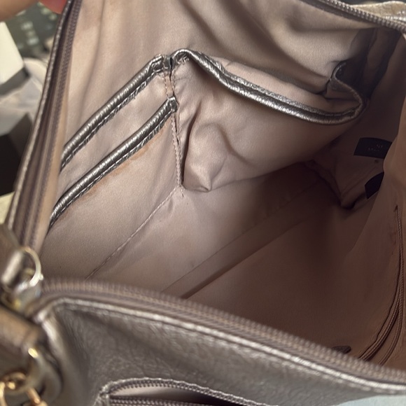 Nicole Miller crossbody/clutch bag.  Gold chain is removable - Picture 8 of 8